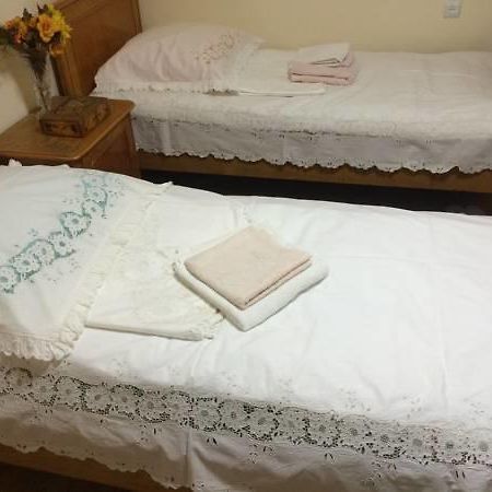 Lelas Apartment Tbilisi Buitenkant foto