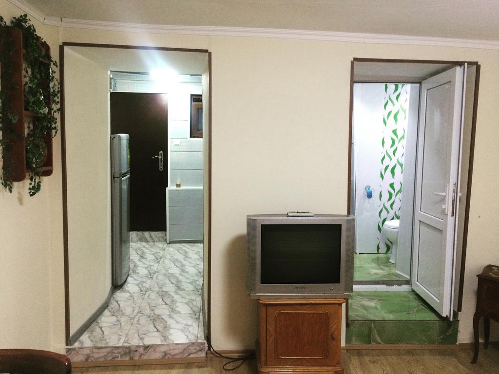 Lelas Apartment Tbilisi Buitenkant foto