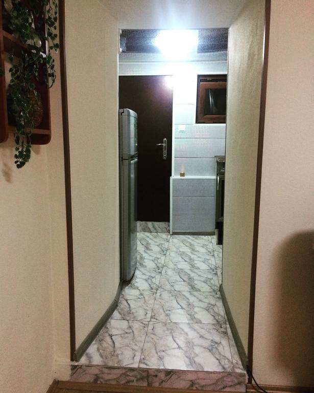 Lelas Apartment Tbilisi Buitenkant foto